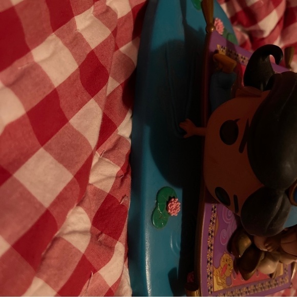 Funko Pop! Aladdin & Jasmine Magic Flying Carpet Ride Disney #480 Movie Moments - Picture 2 of 5